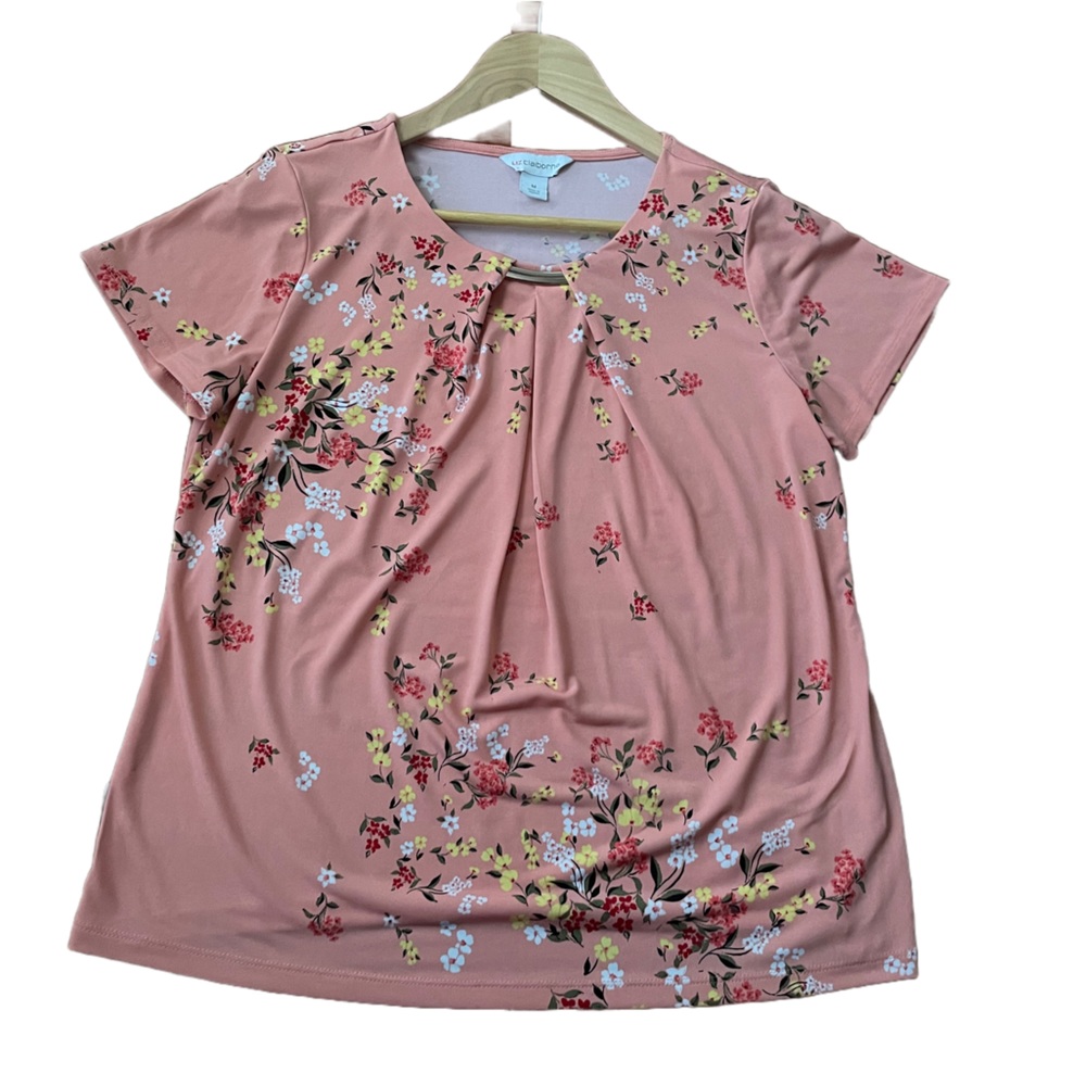 Liz Claiborne Women’s Floral print short sleeve Blouse Size:M Color:Coral